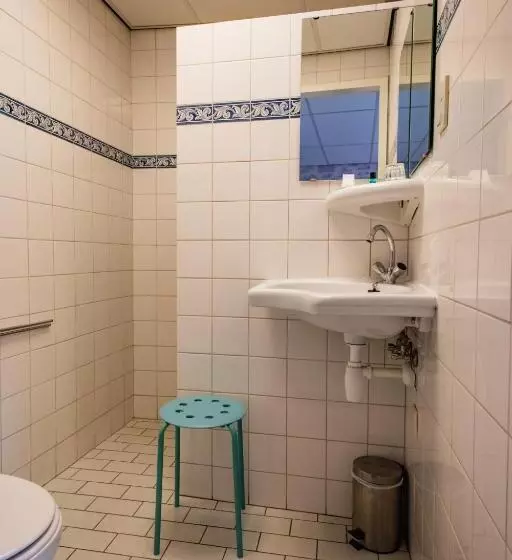 ユースホステル Restaurant Taverne