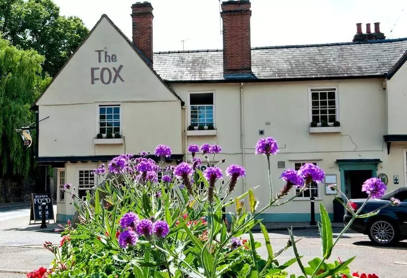 ユースホステル The Fox By Greene King Inns