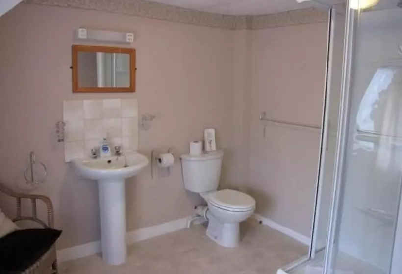 Majatalo Fourways Guest House