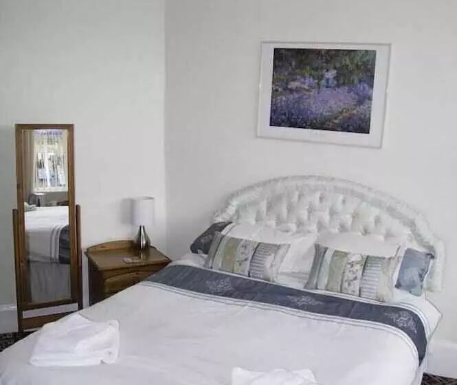 Majatalo Fourways Guest House