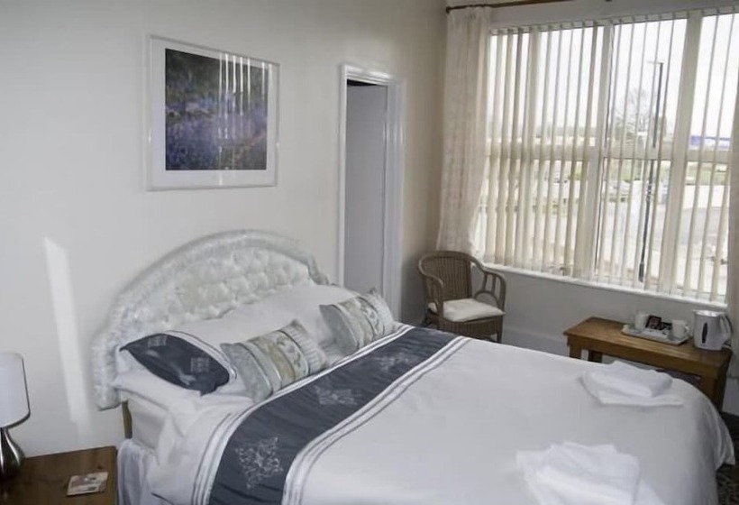 بنسيون Fourways Guest House