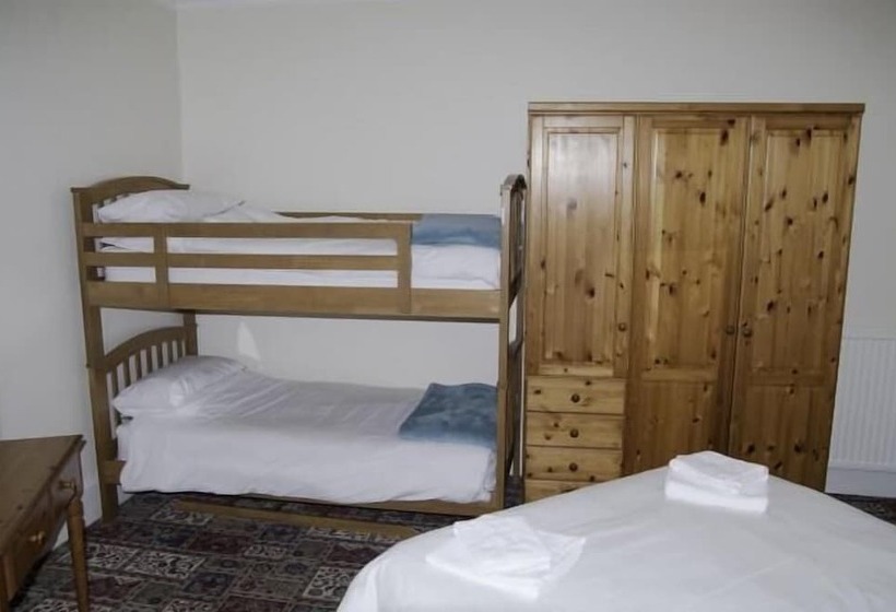 بنسيون Fourways Guest House