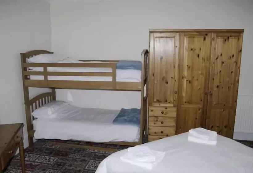 Majatalo Fourways Guest House