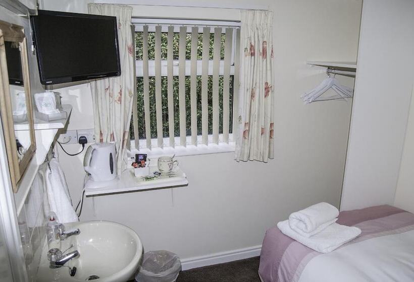 بنسيون Fourways Guest House