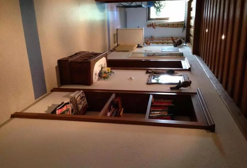 ペンション Haus Tenk