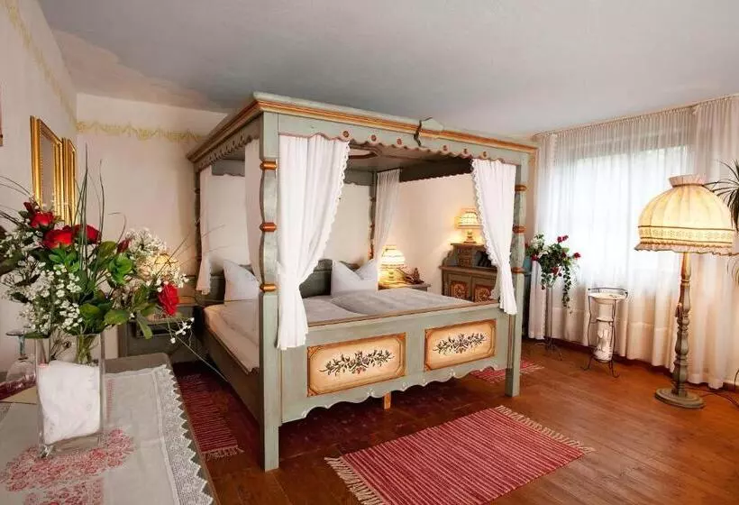 ペンション Landhotel Trakehnerhof