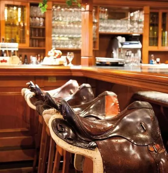 ペンション Landhotel Trakehnerhof