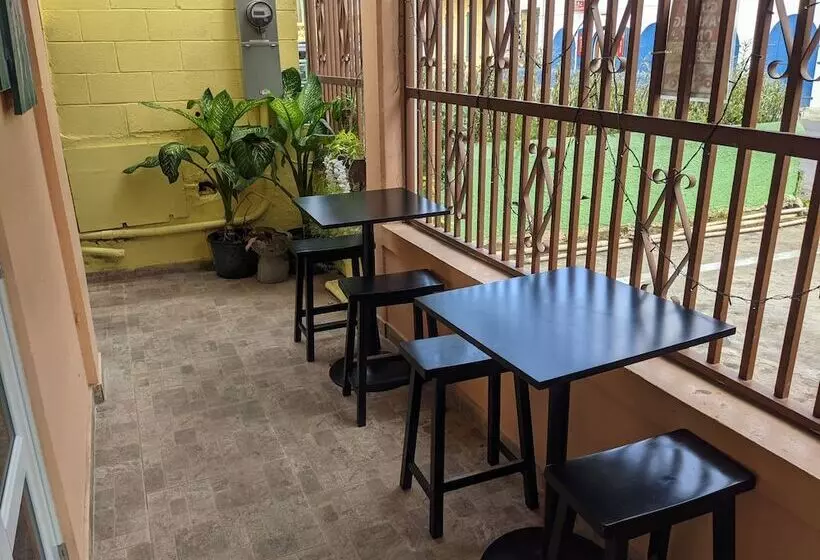 Majatalo Midtown Guest House