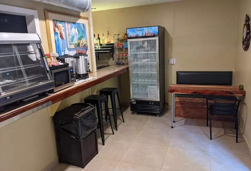 Majatalo Midtown Guest House