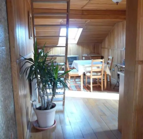 پانسیون Tölgyfakuckó Apartman