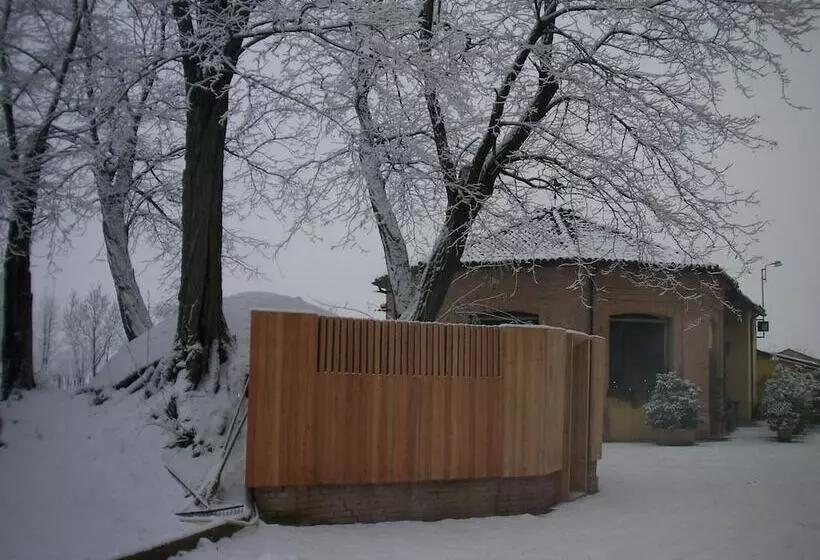 ホテル Agriturismo Battibue