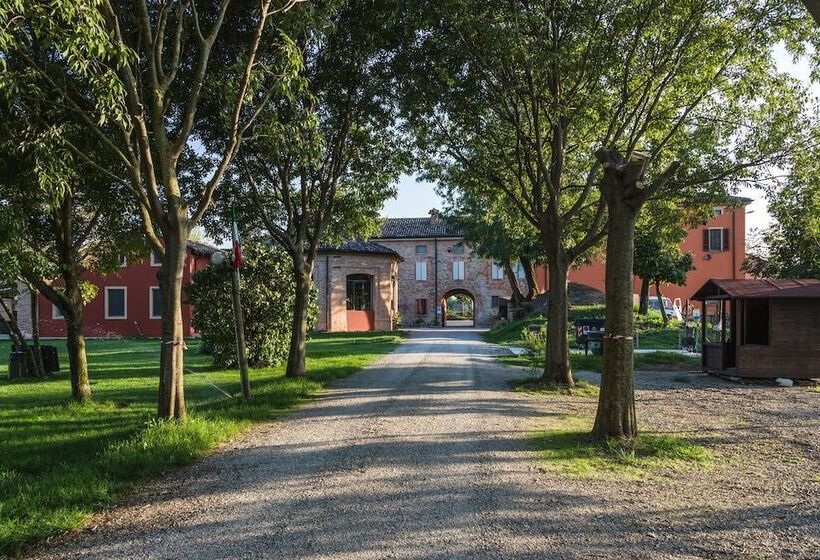 ホテル Agriturismo Battibue