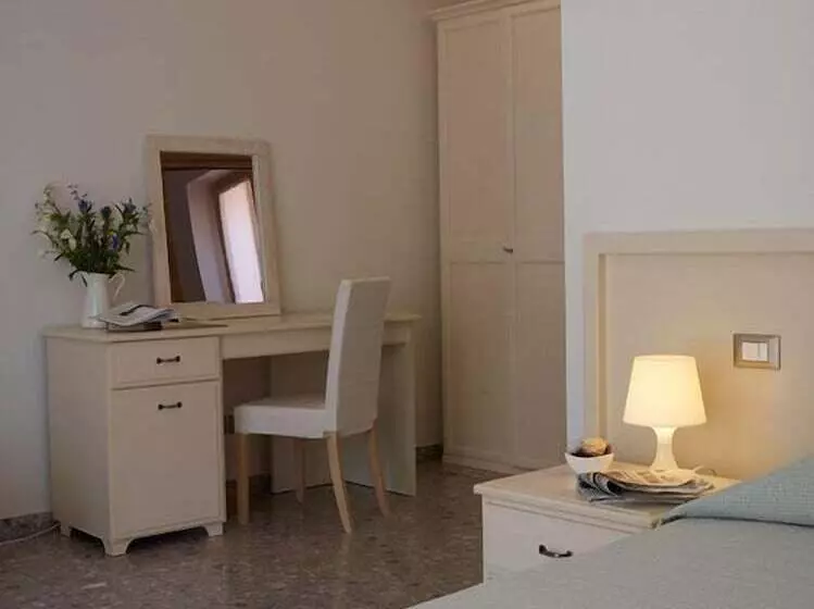 ホテル Agriturismo Camparella