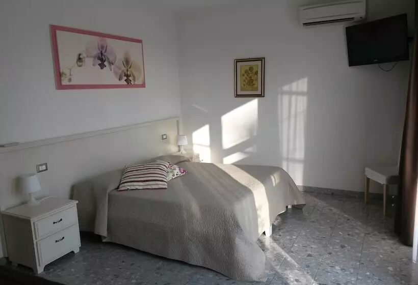 ホテル Agriturismo Camparella