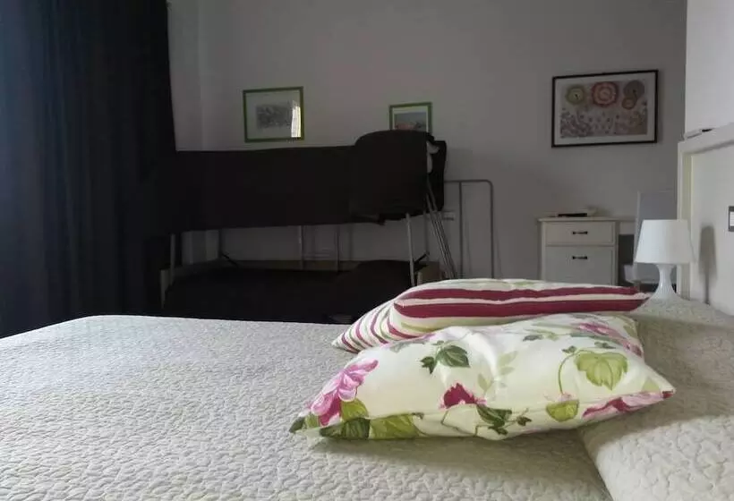 ホテル Agriturismo Camparella