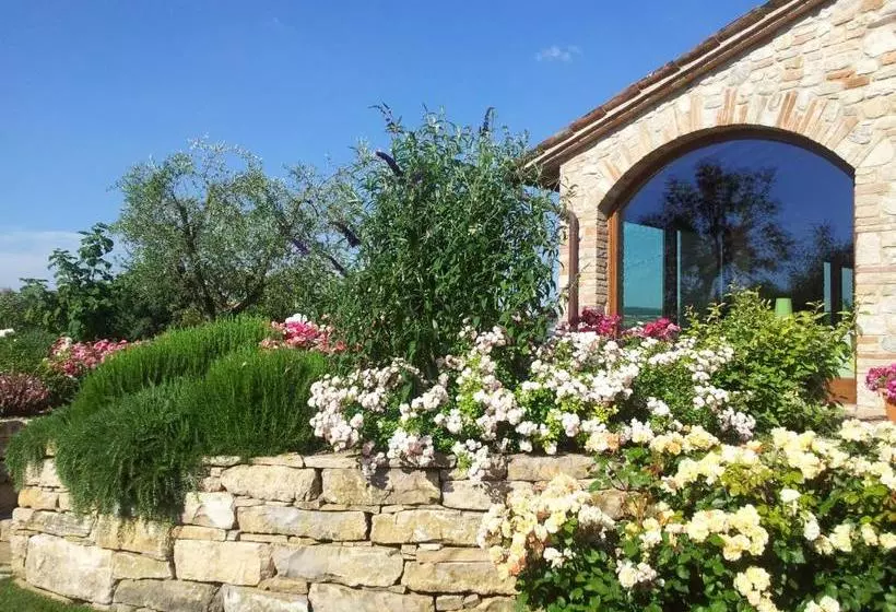 Hotelli Agriturismo La Torraccia