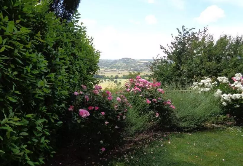 Hotelli Agriturismo La Torraccia