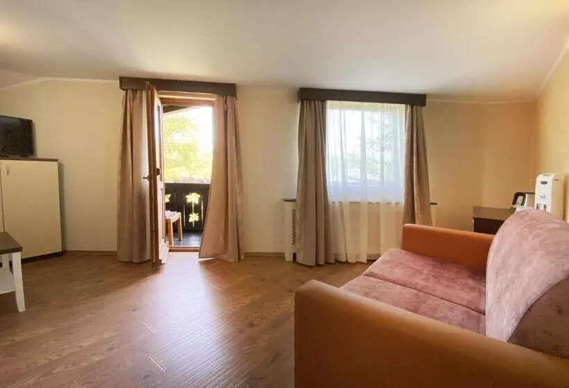 پانسیون Cabana Schiori