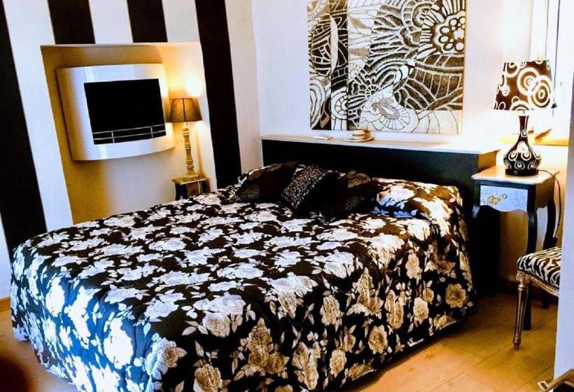 بنسيون Lori S Inn