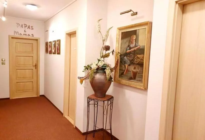 پانسیون Penzion A Restauracia Toldi