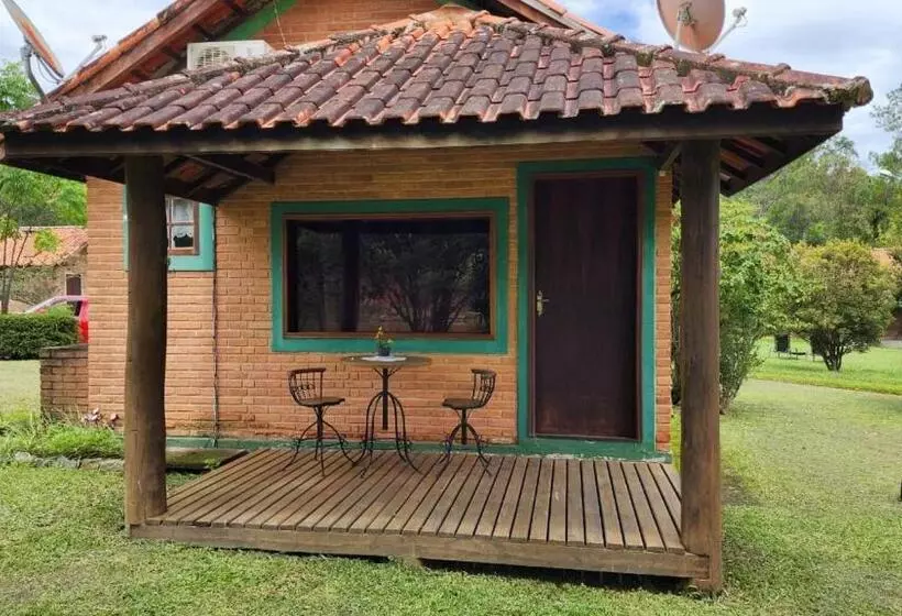 ペンション Pousada Dos Girassóis