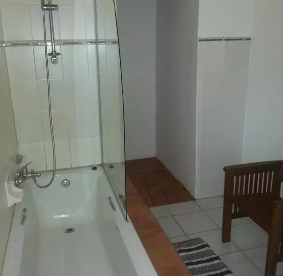 Majatalo The Hexagon Wildlife Conservation