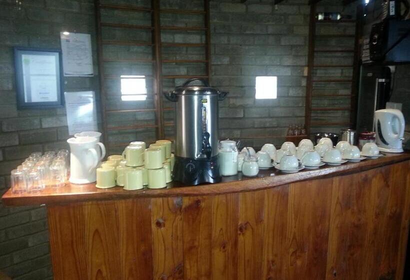 بنسيون The Hexagon Wildlife Conservation