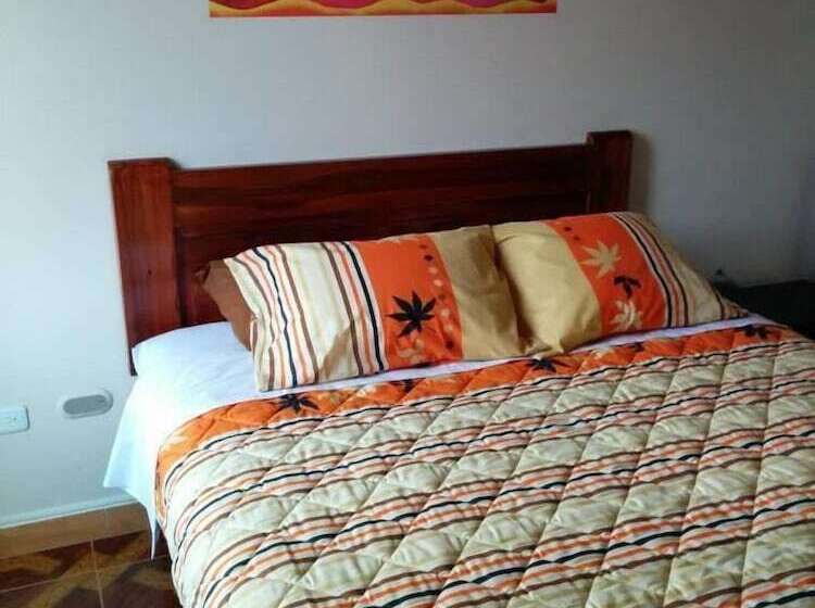 Hostal Otavalos Inn Hostel