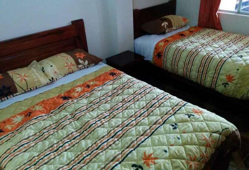 Hostal Otavalos Inn Hostel