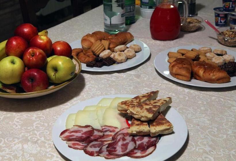 هتل Il Casale Della Quercia