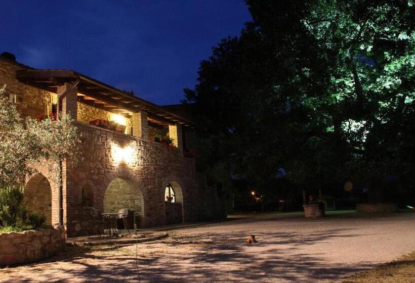 هتل Il Casale Della Quercia