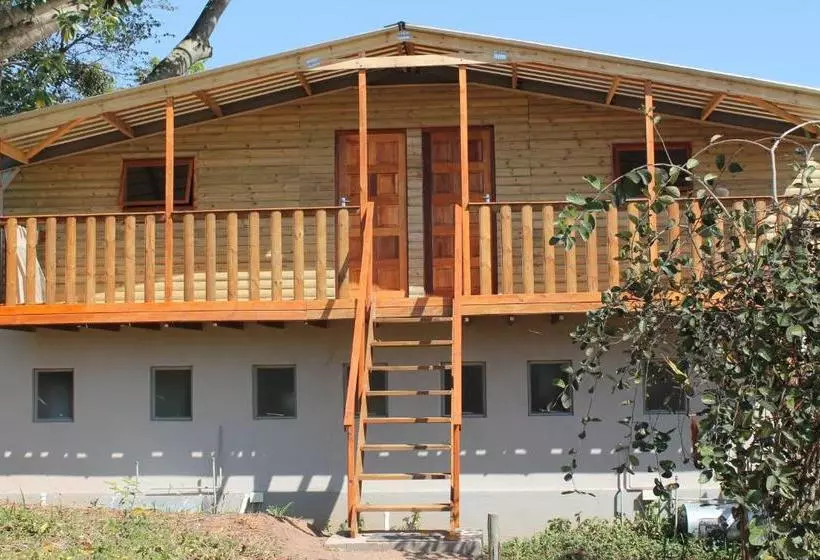 هتل Kiaat Bungalows