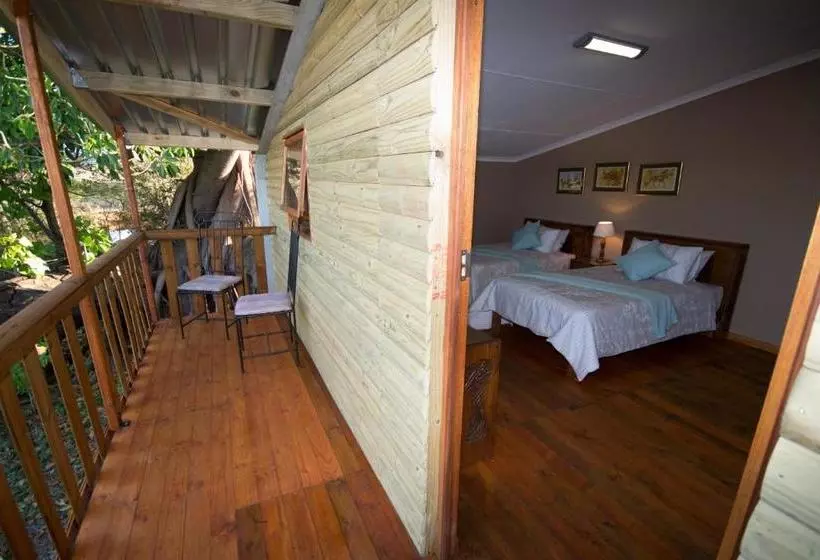 هتل Kiaat Bungalows