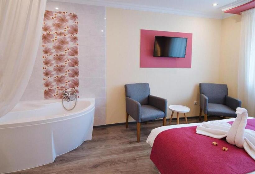 Jázmin Apartmanház