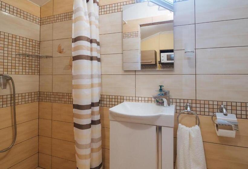 Jázmin Apartmanház