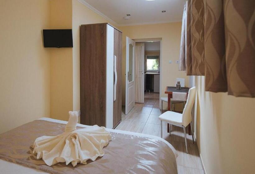 Jázmin Apartmanház