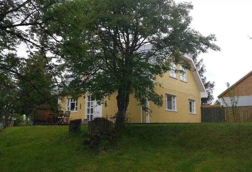 پانسیون Birta Guesthouse