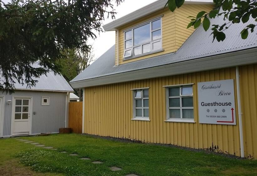 پانسیون Birta Guesthouse