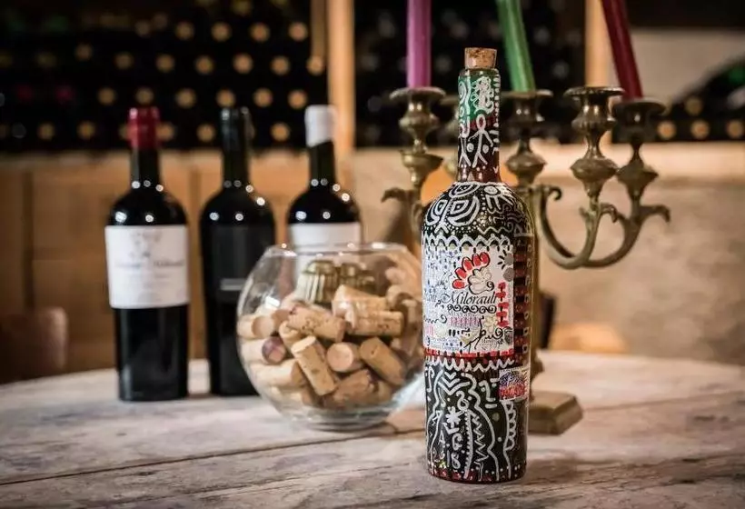 پانسیون Milorava's Guest House & Wine Cellar