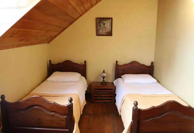 پانسیون Milorava's Guest House & Wine Cellar