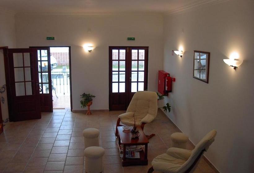 פנסיון Patio Das Margaridas