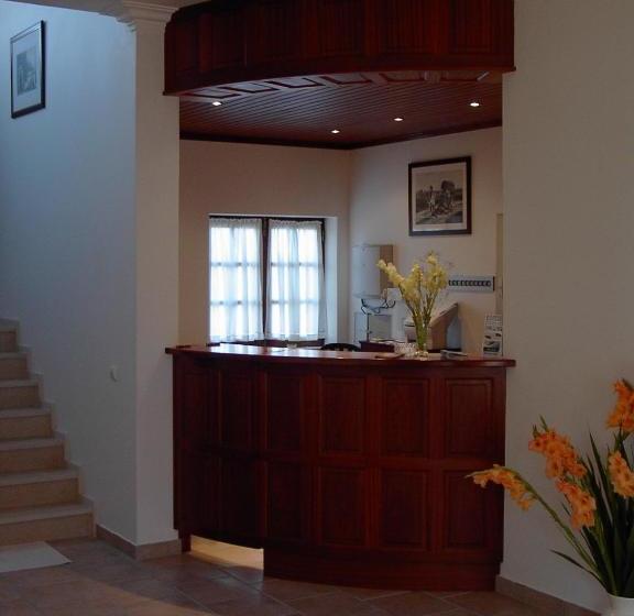 פנסיון Patio Das Margaridas