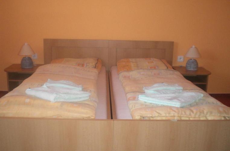 펜션 Penzión Aston