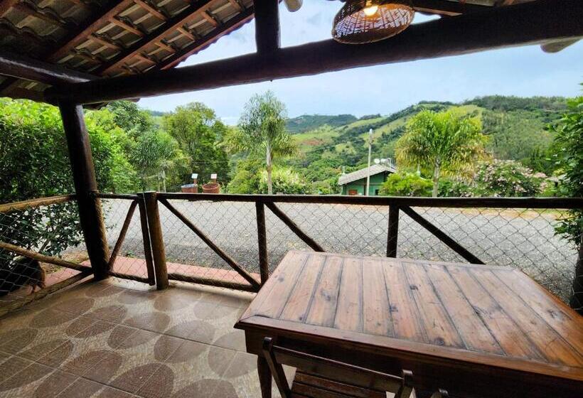 פנסיון Pousada A Mata Que Canta