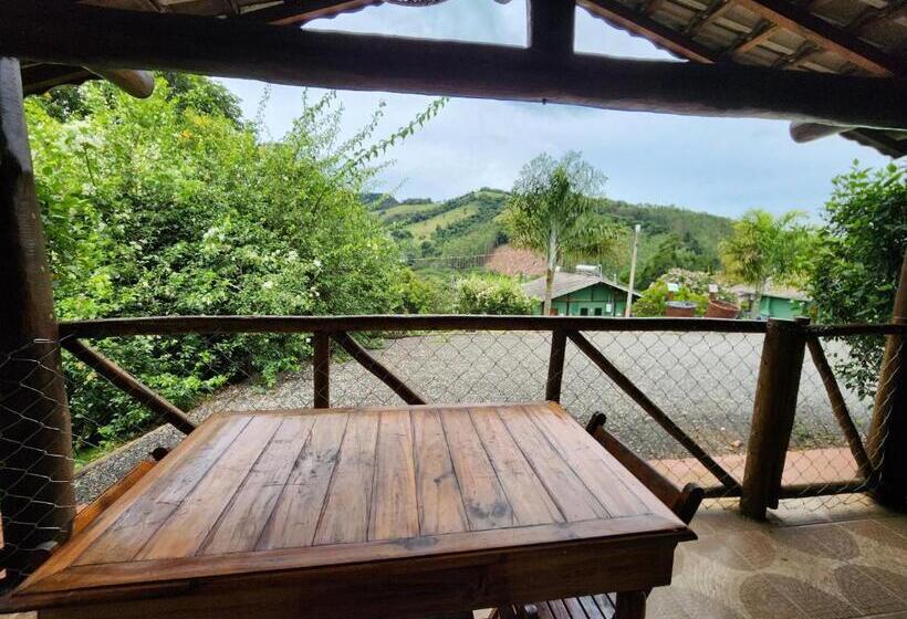 פנסיון Pousada A Mata Que Canta