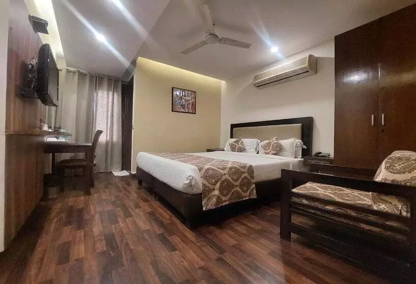 Hotelli Kastor  Near Nehru Place