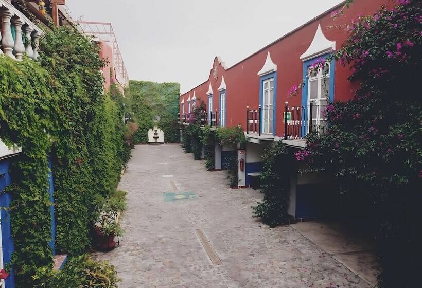 Hotel Mesón Yollotl