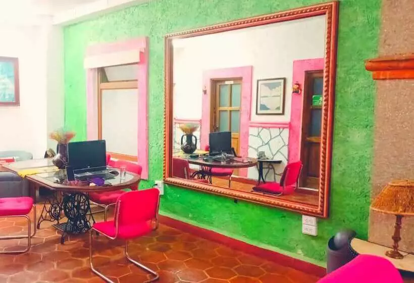 ホテル Mesón Yollotl