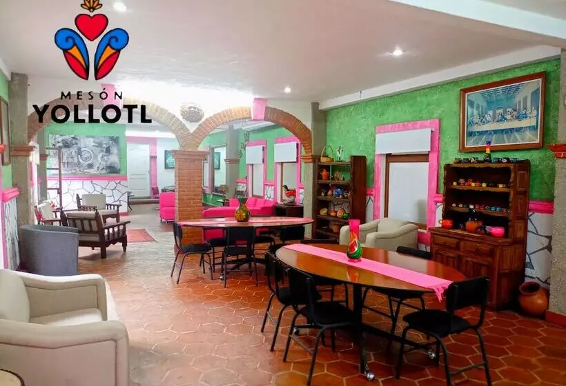 ホテル Mesón Yollotl