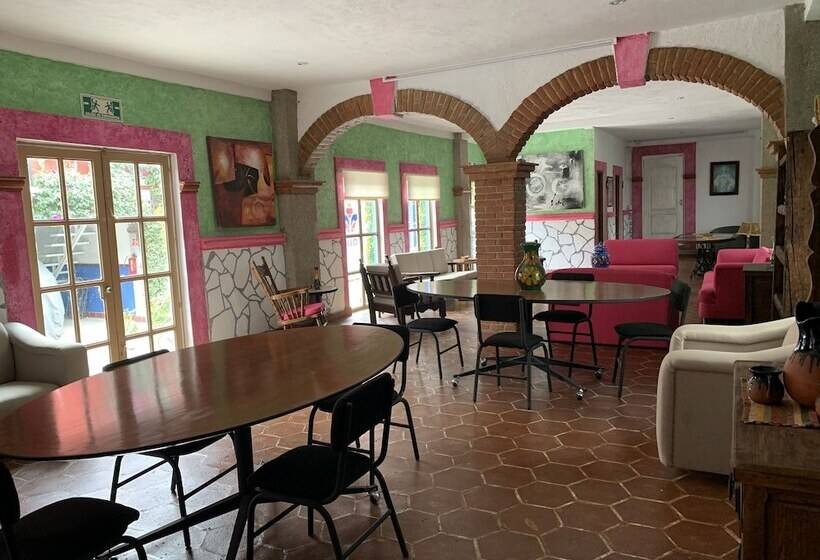 Hotel Mesón Yollotl